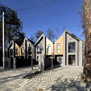 Таун з власним виходом до Бучанського парку!