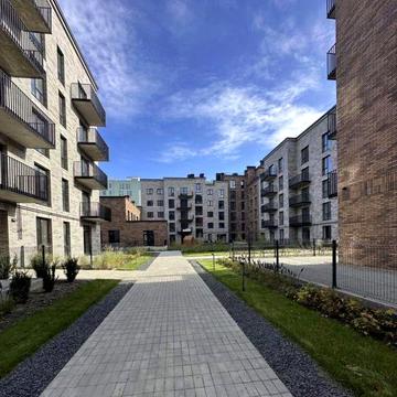 Однокімнатна квартира біля ТРЦ Велес