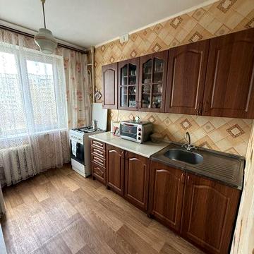 Продаж 3 кв. Вул . Героів майдану