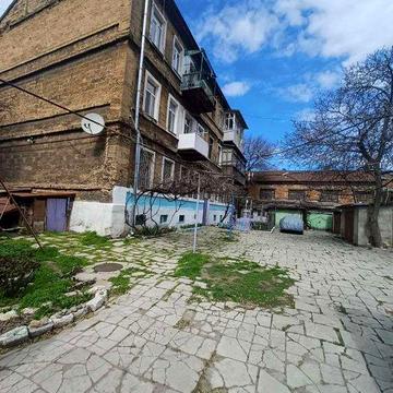 Продам 3х комнатную квартиру рн ЖД вокзала!