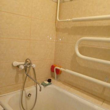 Квартира в аренду в центре города с косметическим ремонтом