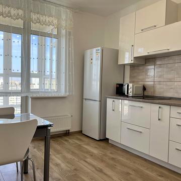 Василя Стуса вул., 7-Б