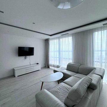 Здається стильна дворівнева квартира в ЖК “Фестивальний” з панорамним видом на Дніпро