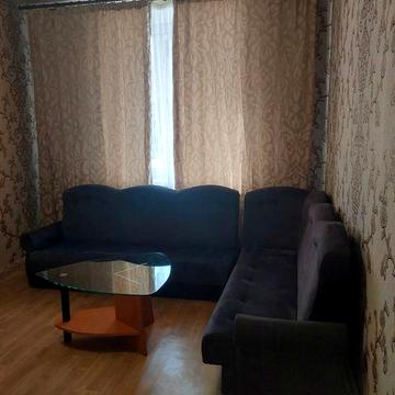 Квартира район Площади.