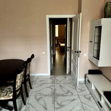 Продам квартиру с отличным ремонтом