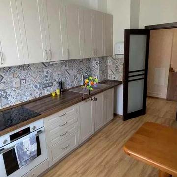 Продаж 2к квартири вул. Радунська, 2/18