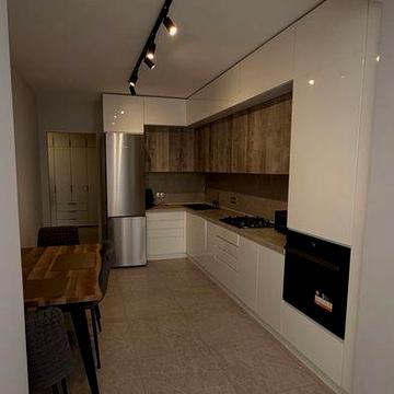 Оренда квартири двокімнатна, центр, Височана, центральне містечко