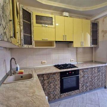 2к комнатная в кирпичном доме  на Семена Палия  68000