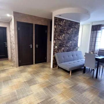 Сдам 3 ком квартиру в начале проспекта Слобожанского