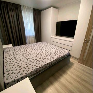 3  комнатная  квартира ул. Марсельская с ремонтом   уютная  62500