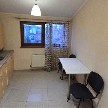 Довгострокова оренда затишної 4-й кімнатної квартири.