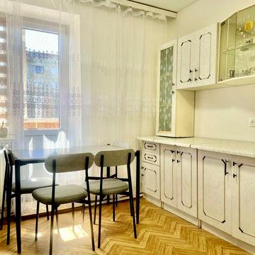 Оренда гарноі простороі квартири біля центру