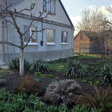 Затишний будинок Томаківка