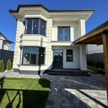 Будинок в класичному стилі! Автонавіс! Газон!