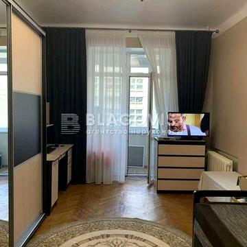 Продається 2к. квартира Кловський узвіз м. Арсенальна Кловська Печерськ