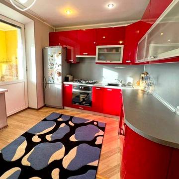 Велика 2К Квартира в будинку з газом. Вишгород. Центр!