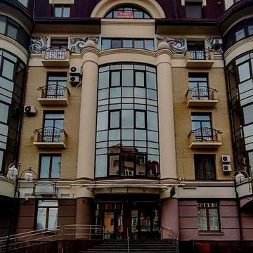 Продаж 3к Квартира Конституції вулиця