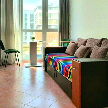 Сдаю студию для 1-2 человек 3 мин пешком метро Вырлица Без риелтора!