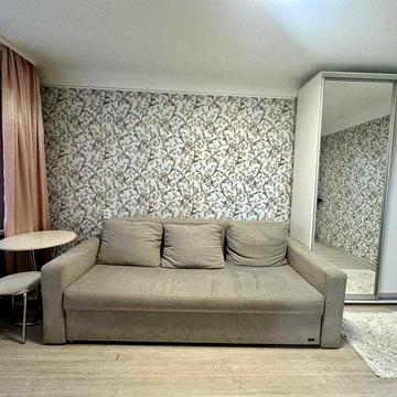 ГАЗ, низький поверх, сучасна 1к, м Дарниця 7хв,Чорних Запорожців 17,