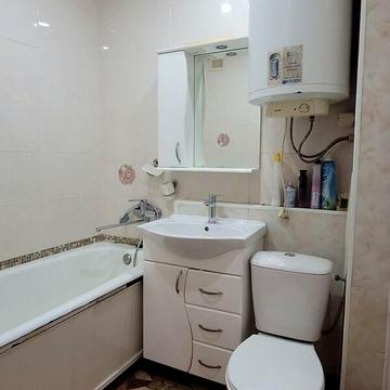 Довгострокова оренда 1к Квартира Набережна Перемоги вулиця