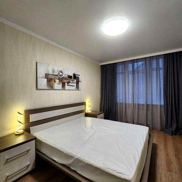 Поселок Котовского. Просторная 1 комнатная квартира в элитном ЖК с ремонтом.