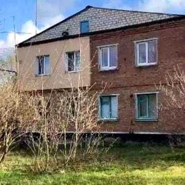 Продам 3 кімнатну квартиру в житловому стані  в с. Таранівка ,своє опалення