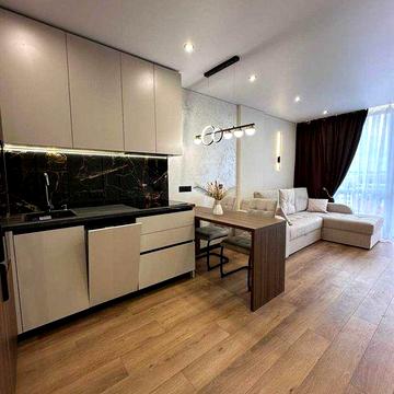 Укомплектована 1к квартира, кухня-студія + окрема спальня