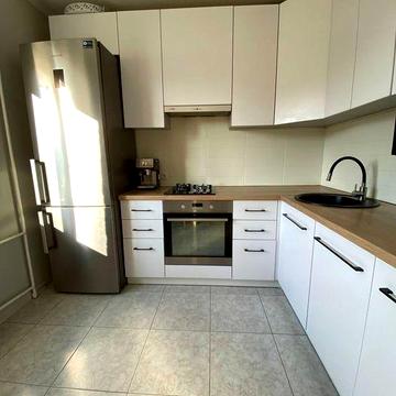 Продаж 3 кімн квартира, ремонт, меблі, техніка, центр міста