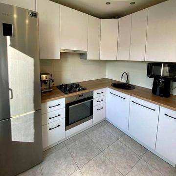 Продаж 3 кімн квартира, ремонт, меблі, техніка, центр міста