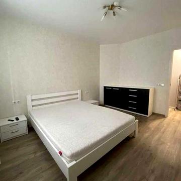 Здається 2х кімнтана квартира в ЖК Щасливий , Запоріжське шосе 32