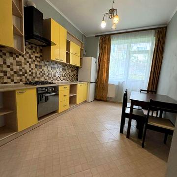 Оренда двокімнатної квартири біля парку