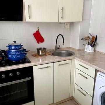 Сдам 1 ком кв м. Героев труда