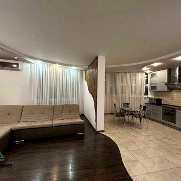 ГЕНЕРАТОР + інвертор 3-к біля RIVER MALL Перехрестя Урлівської і Ахматової