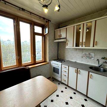 Аренда 3х комн кв метро Студенческая