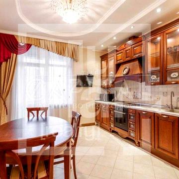 Печерський район, 3к(130м2),бул. Лесі Українки, 23