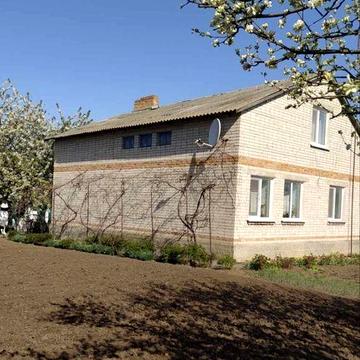 Продаж будинку у м. Сквира