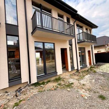 Продаж таунхаусу в районі Червениця