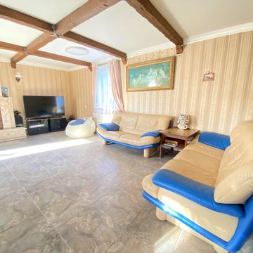 Садова вул.