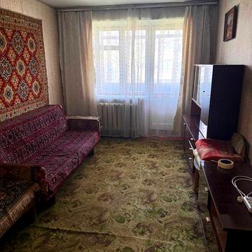 Продам 1 однокімнатну квартиру. Центр. Університетська