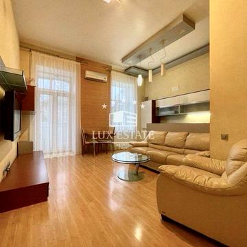 Продажа 2-комнатной квартиры в центре Киева, ул. Большая Васильковская, 23-В