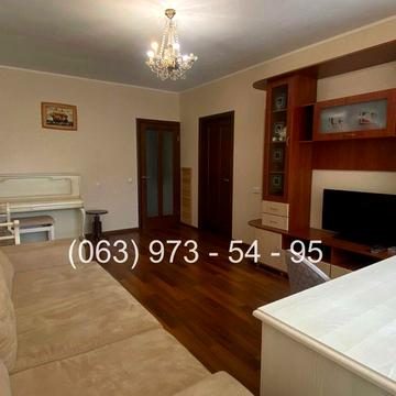 4-кімнатна квартира 96 м² у центрі Києва, вул. Богдана Хмельницького