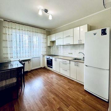 Новинка! 3 кім Патріотика, Генератор, Осокорки ЖК Патріотика