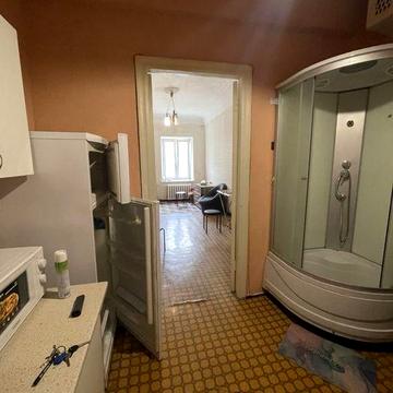 Продам 1 комнатную квартиру Канатная