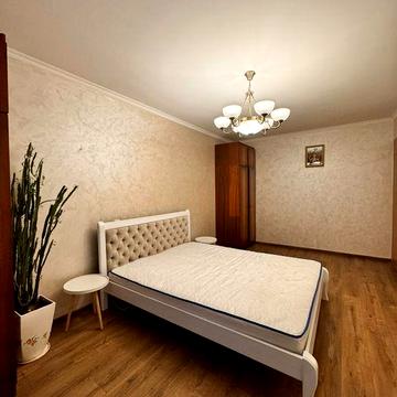 Оренда 2-к квартири в центрі — вул. Ірини Фаріон