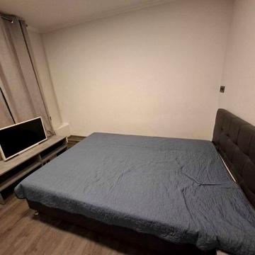 Здам квартиру біля ст. метро Васильківська!