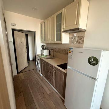 Здається маленька смарт квартира біля метро Вирлиця