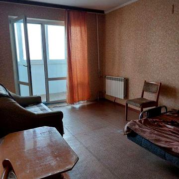 продається 1кімнатна квартира на Заболотного 54  поруч з м. теремки