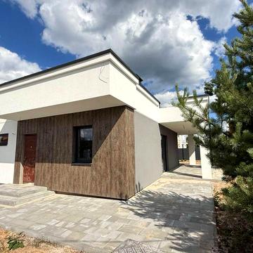 Будинок у Бобриці| 5 соток| 74 м2