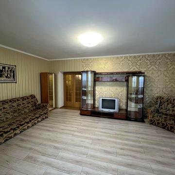 Всеволода Нестайка вул. (Олександра Мильчакова), 8