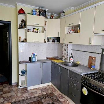 Здам трехкомнатную квартиру.